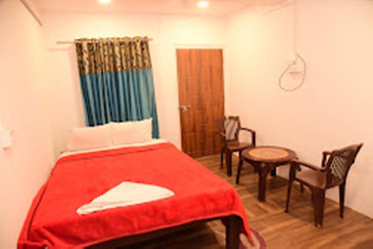 Hotel Paradise Inn Nagaon  Екстериор снимка